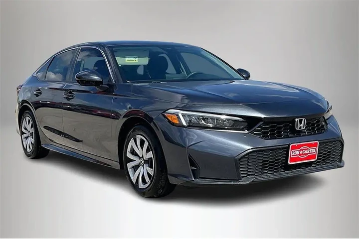 $23460 : Honda Civic 2025 LX 4dr Seda image 1