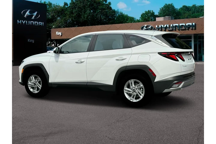 $25995 : Hyundai TUCSON 2025 AWD SE 4 image 4