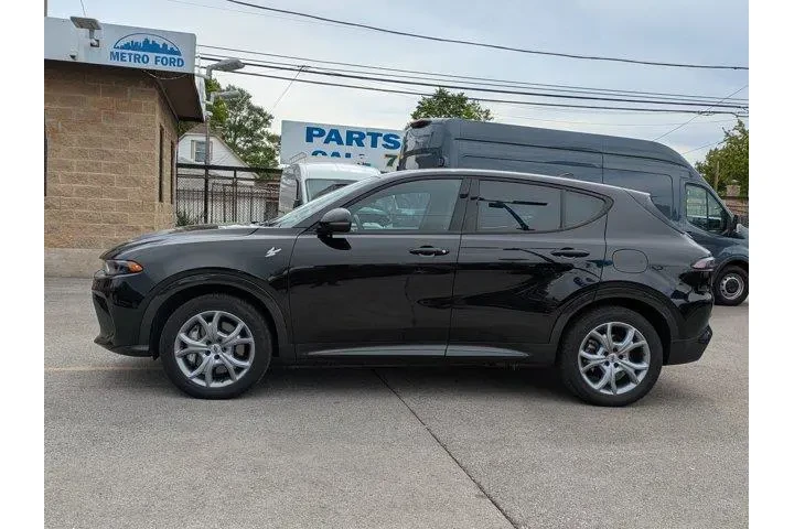 $20976 : Dodge Hornet 2024 AWD R/T 4d image 7