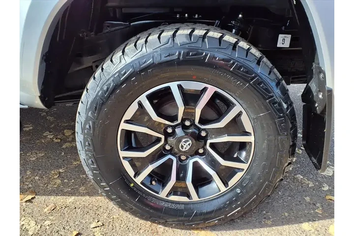 $36958 : Toyota Tacoma 2023 4x4 TRD P image 8