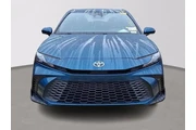 $32987 : Toyota Camry 2025 SE 4dr Sed thumbnail