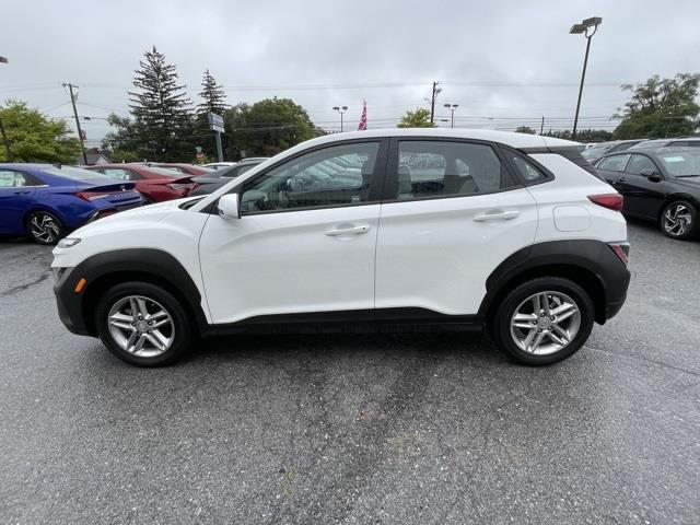 $17875 : PRE-OWNED 2022 HYUNDAI KONA SE image 6