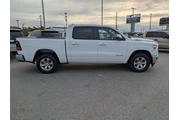 $31995 : Ram 1500 2024 4x2 Laramie 4d thumbnail