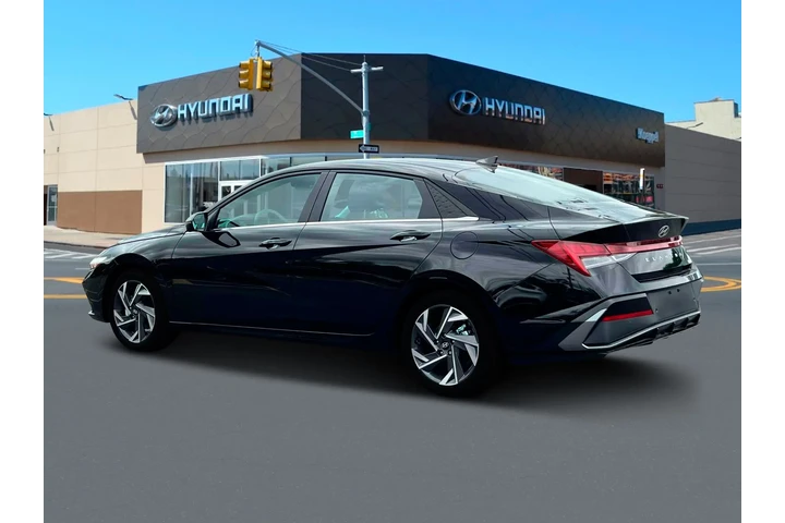 $23588 : Hyundai ELANTRA 2025 Limited image 4