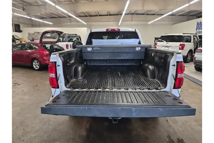 $9988 : GMC Sierra 1500 2016 4x4 SLE image 7