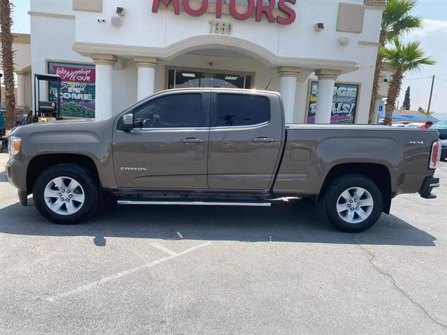 $28995 : Pre-Owned 2016 Canyon Crew Ca image 9