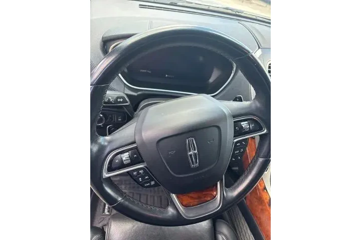 $24059 : Lincoln Nautilus 2020 AWD Re image 8