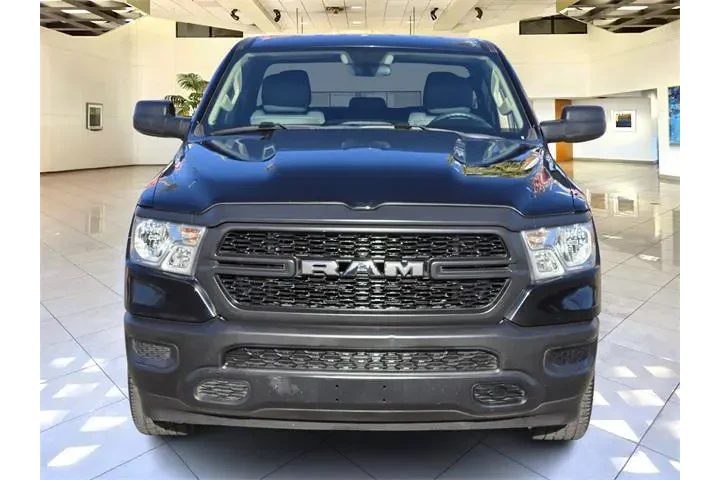 $20000 : Ram 1500 2019 4x2 Tradesman image 2