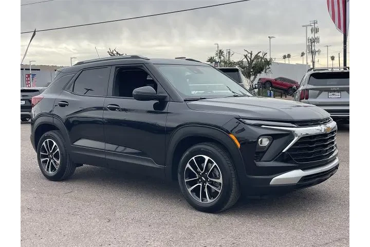$20545 : Chevrolet Trailblazer 2024 L image 7