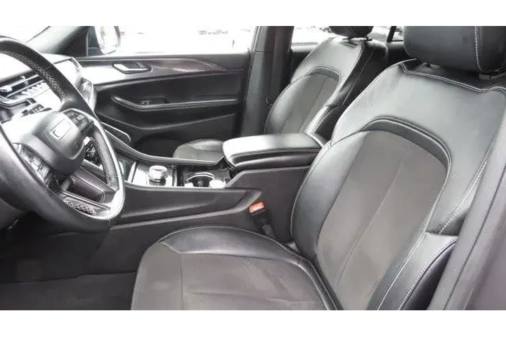 $32971 : Jeep Grand Cherokee 2022 4x4 image 4