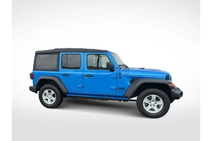 $24745 : Jeep Wrangler Unlimited 2022 image 9