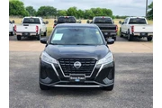 $13595 : Nissan Kicks 2022 S 4dr Cros thumbnail