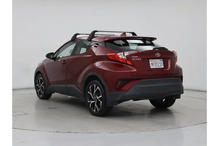 $18998 : Toyota C-HR 2018 XLE 4dr Cro image 2