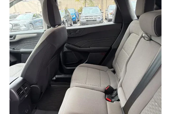 $21993 : Ford Escape 2022 AWD SE 4dr image 7