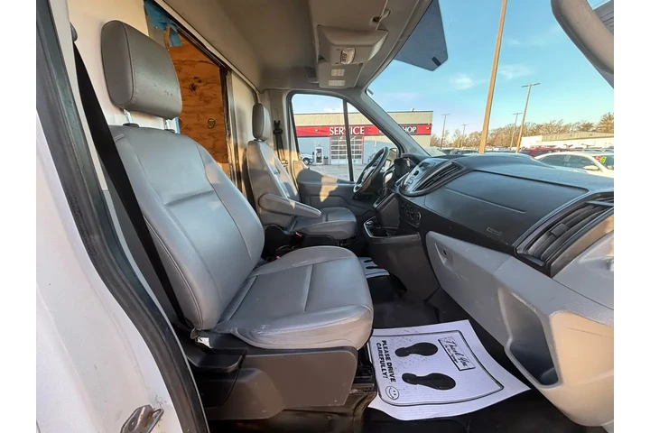 $17980 : 2018 Transit Cutaway T-350 DR image 9