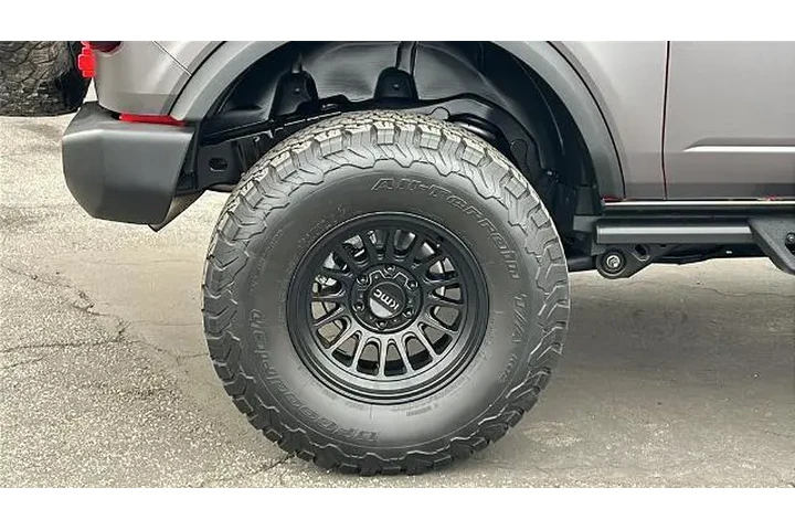 $39788 : Ford Bronco 2023 4x4 Base 2d image 5