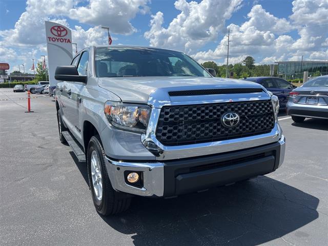 $39991 : PRE-OWNED 2021 TOYOTA TUNDRA image 1