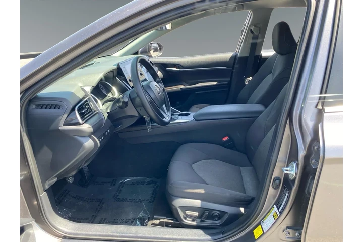 $24952 : Toyota Camry 2023 LE 4dr Sed image 9