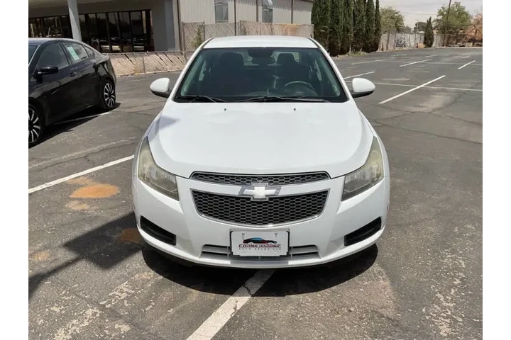 2014 Cruze 1LT Auto image 2