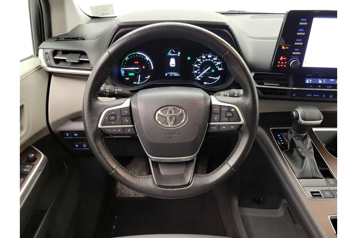 $38998 : Toyota Sienna 2022 XLE 8-Pas image 10