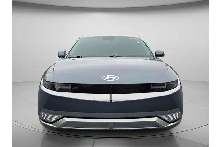 $26991 : Hyundai IONIQ 5 2023 AWD Lim image 4