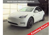 Tesla Model Y 2024 AWD Perfo en Cleveland