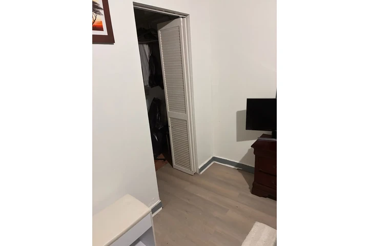 $1400 : RENTA DE APTO image 2