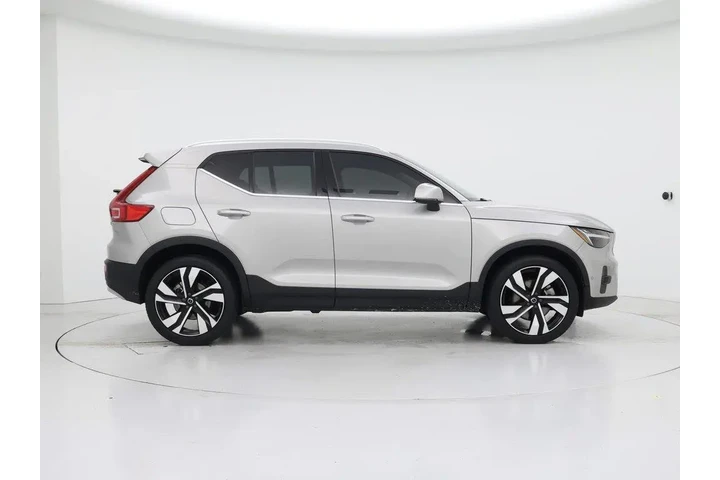 $29998 : Volvo XC40 2023 AWD B5 Ultim image 7