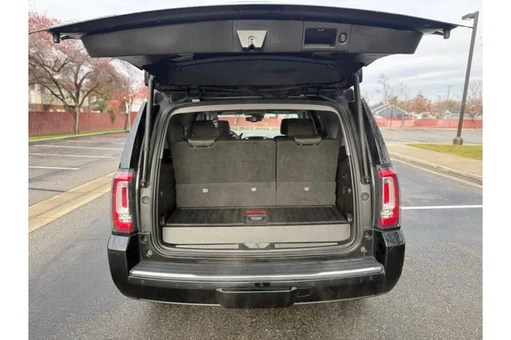 $33999 : 2018 GMC Yukon Denali image 9