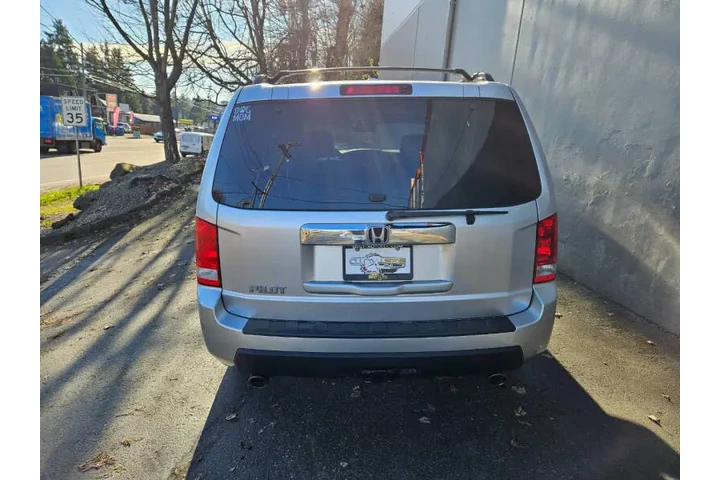 $6500 : 2010 Pilot EX-L image 6