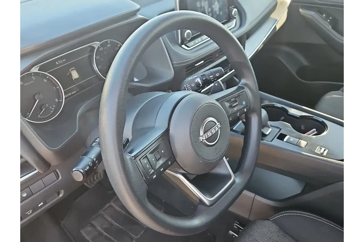 $19500 : Nissan Rogue 2024 SV 4dr Cro image 2