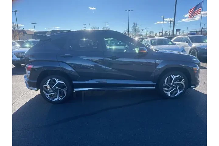 $24495 : Hyundai KONA 2024 AWD N Line image 7