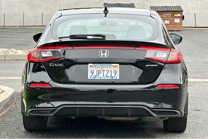 $23511 : Honda Civic 2024 Sport 4dr H image 8