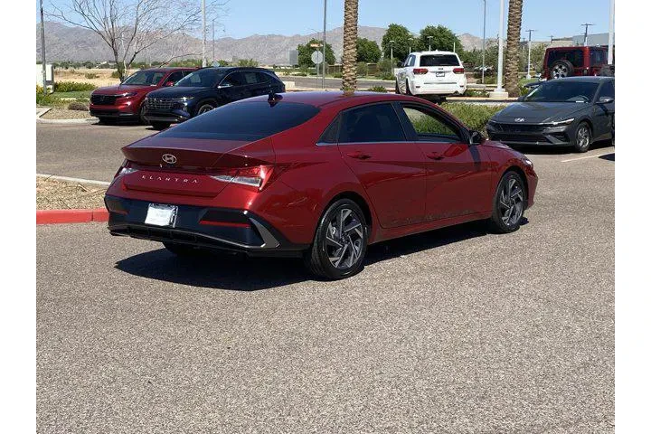 $21359 : Hyundai ELANTRA 2025 SEL Con image 3
