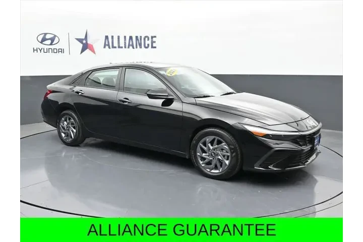 $18930 : Hyundai ELANTRA 2024 SEL 4dr image 10