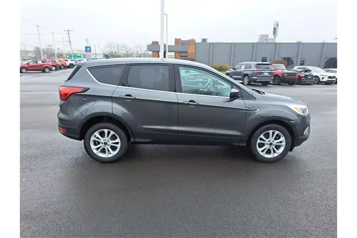 $10635 : Ford Escape 2019 AWD SE 4dr image 6