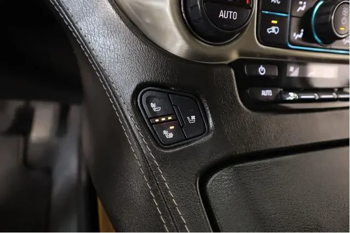 $39805 : GMC Yukon 2020 4x4 Denali 4d image 8