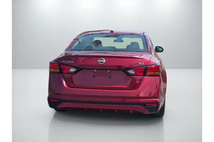 $19999 : Nissan Altima 2024 2.5 SV 4d image 6