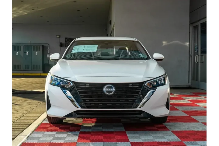 $17688 : Nissan Sentra 2024 S 4dr Sed image 7