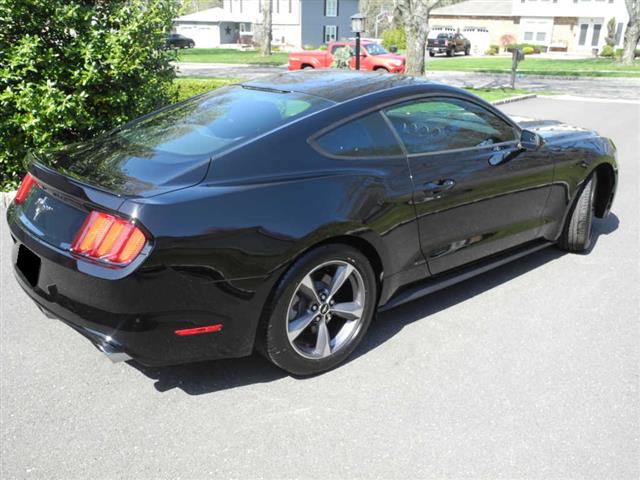 $8900 : 2015 Ford Mustang V6 Coupe image 2