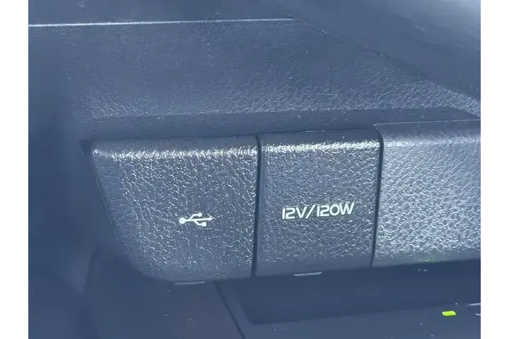 $27096 : Toyota Camry 2024 XLE 4dr Se image 8