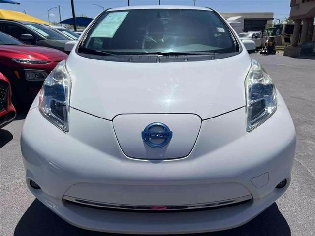 $13995 : Pre-Owned 2015 LEAF SV Hatchb image 9