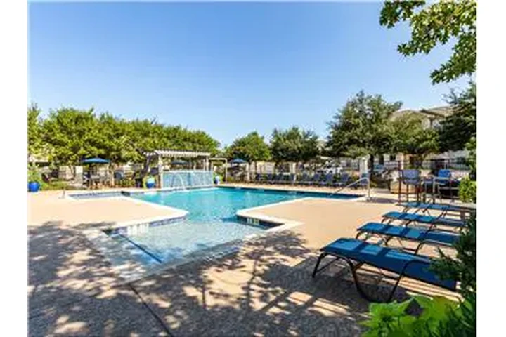 $1540 : Rental property with 1 bedro image 10