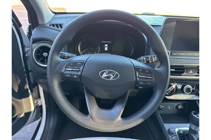 $19250 : Hyundai KONA 2023 SEL 4dr Cr image 8