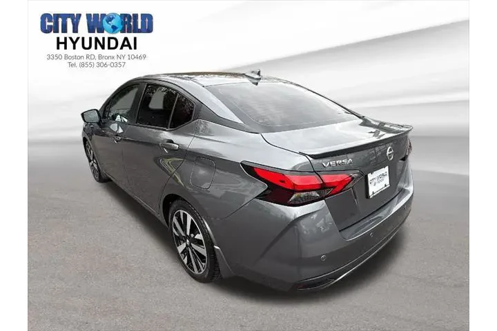 $15996 : Nissan Versa 2022 SR 4dr Sed image 3