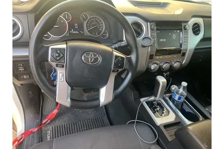 $26943 : Toyota Tundra 2017 4x2 SR5 4 image 6