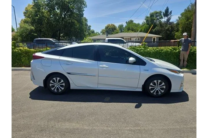 $28995 : Toyota Prius Prime 2022 Limi image 3
