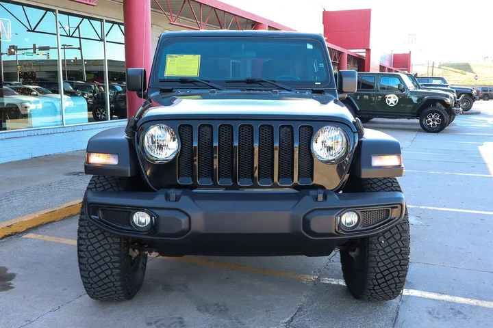 $31488 : 2021 Wrangler Unlimited Willy image 3