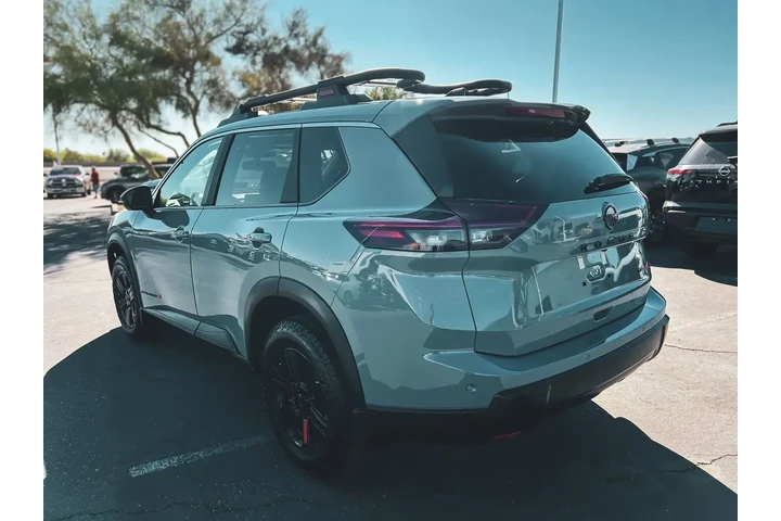 $36997 : Nissan Rogue 2026 AWD Rock C image 5