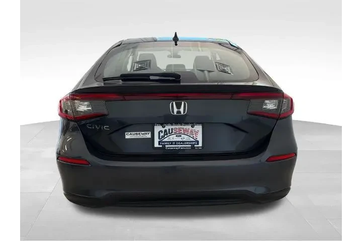 $22215 : Honda Civic 2023 LX 4dr Hatc image 3